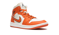 AIR JORDAN 1 MID SE WMNS SPORT SPICE DV1302 100