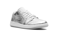 Air Jordan 1 Low SE WMNS Metallic Silver FN5030 001