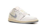 Air Jordan 1 Low WMNS White/Purple DC0774 106